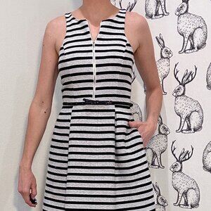 Women's Express Fit n Flare Sleeveless Dress with Pockets Blk/Wht Striped Sz6